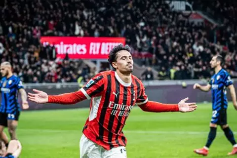 تقارير: مفاوضات متقدمة بين مانشستر سيتي وميلان بشأن ريندرز